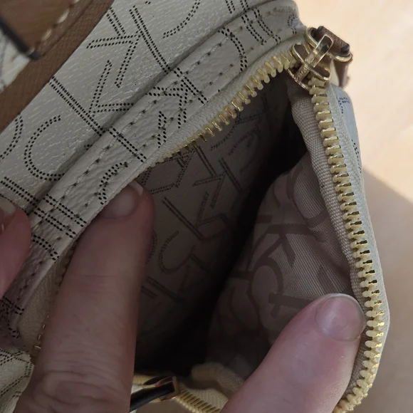 Calvin Klein Hudson Cargo Signature BackPack NWOT - Picture 5 of 9